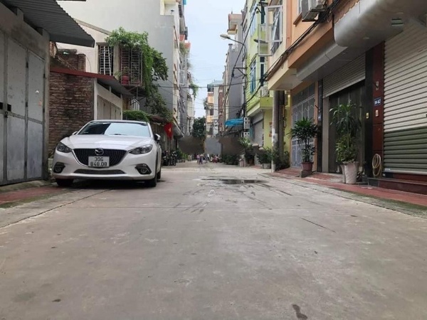 Bán nhà 5 tầng mặt tiền 6m tại Phố Hồng Tiến, Phường Bồ Đề, Long Biên, Hà Nội